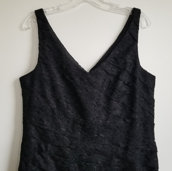 Ann Taylor lace party dress - Picture 4 of 10